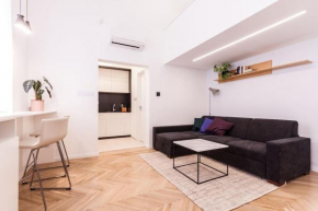 Eszter's Lovely Downtown Apartment